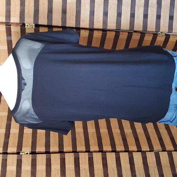 Bebe tshirt sheer back - Picture 2 of 5